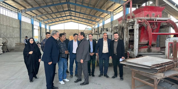 بازدید فرماندار از شرکت تعاونی دهیاری های بخش مرکزی ساوه