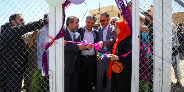 زمین چمن مصنوعی روستای کوکه شهرستان خمین به بهره برداری رسید