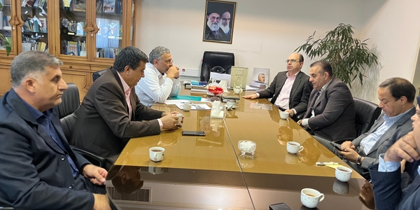 نشست هم اندیشی دانشگاه علوم پزشکی استان مرکزی با استانداری