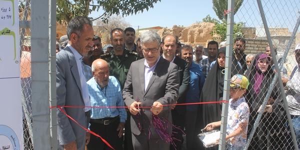 زمین چمن مصنوعی روستای سوک قزقان شهرستان خمین به بهره برداری رسید