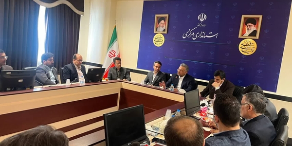 نشست کارشناسان فناوری اطلاعات فرمانداری‌های تابعه و بخشداری‌ها با معاون توسعه مدیریت و منابع استاندار جهت بررسی سطح دسترسی کاربران سامانه های استانداری