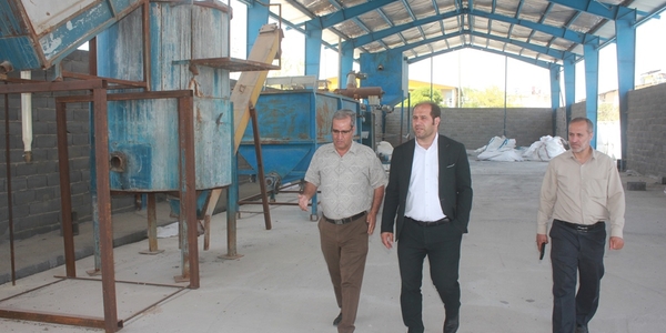 فرماندار از شرکت دیبا پلیمر پارسیان خمین بازدید کرد