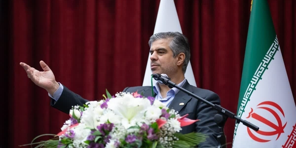 استاندار: مفاخر و انسان‌های فرهیخته مهم‌ترین داشته استان مرکزی هستند