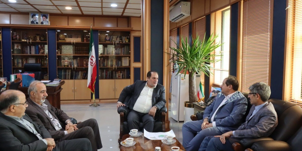 دیدار رئیس دانشکده علوم پزشکی ساوه با فرماندار