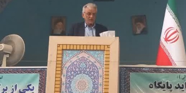 سخنرانی فرماندار زرندیه در نماز جمعه زاویه با محوریت پروژه‌های هفته دولت و وحدت اسلامی