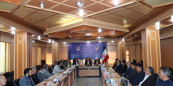 مراسم تکریم و معارفه بخشداران نوبران و مرکزی ساوه برگزار شد.