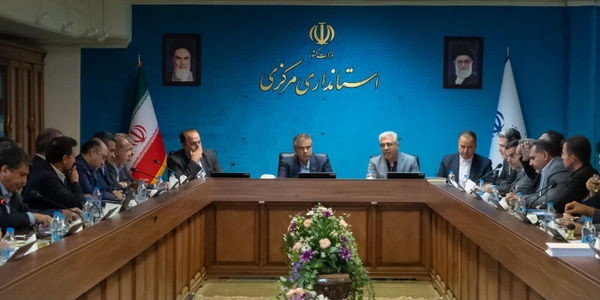 توسعه نیروگاه‌های خورشیدی اولویت استان مرکزی‌