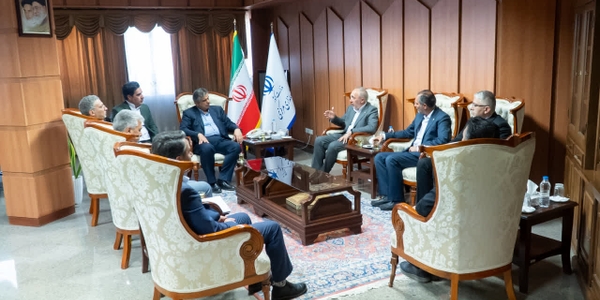 دیدار قائم‌مقام مدیرعامل شرکت مخابرات ایران با استاندار مرکزی