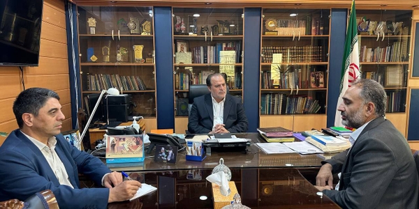 دیدار رئیس اداره راه و شهرسازی با فرماندار