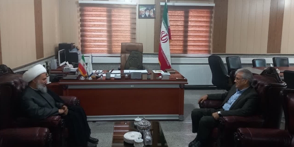 برنامه‌های فرهنگی هفته دفاع مقدس در نشست امام جمعه و فرماندار بررسی شد