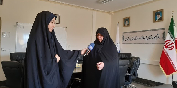 به گزارش خبرگزاری صداوسیما مرکزی؛ مفتح زاده مدیرکل اموربانوان و خانواده استانداری مرکزی گفت: