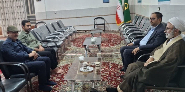 🔘 دیدار فرماندار شهرستان خنداب با امام جمعه جاورسیان با محوریت بررسی موضوعات فرهنگی