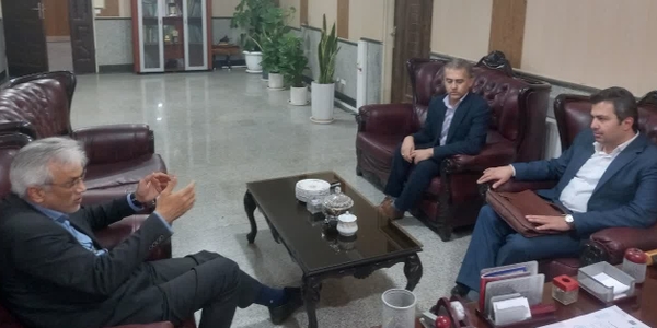 نشست بررسی مسائل کشاورزی و جشنواره ملی پسته شهرستان زرندیه برگزار شد