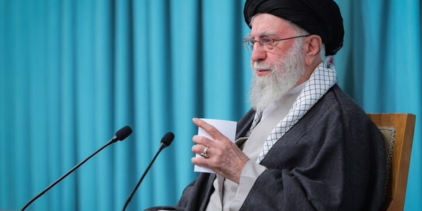 رهبر انقلاب: در وضع کنونی مذاکره با دولت آمریکا هیچ سودی برای ما ندارد، هیچ ضرری را هم از ما دفع نخواهد کرد