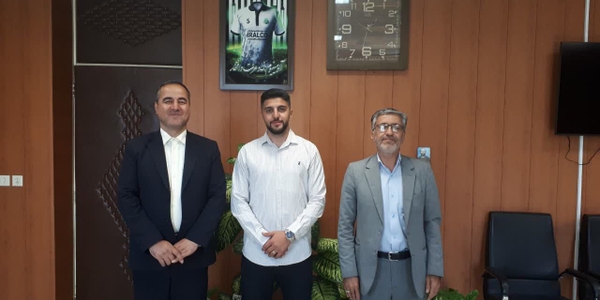 دیدار هاکی باز اراکی تیم ملی با فرماندار اراک