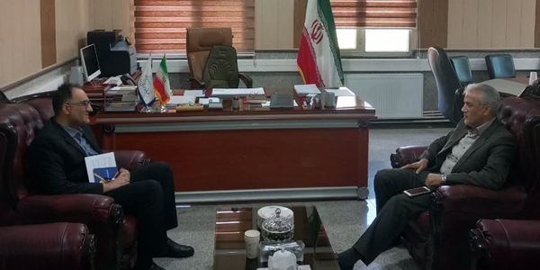دیدار رئیس شبکه بهداشت و درمان زرندیه با فرماندار شهرستان