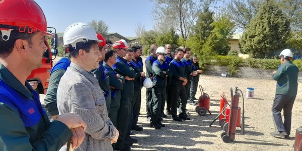 مانور دورمیزی ایمنی و مدیریت بحران در شرکت کربن سیمرغ محلات برگزار شد