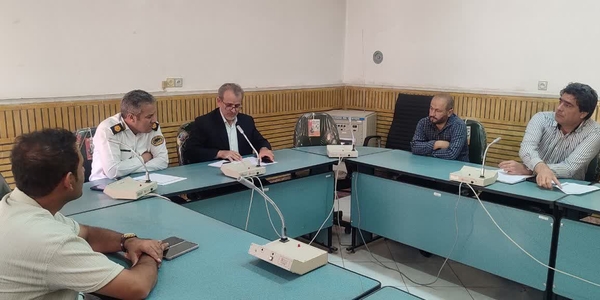 هم‌اندیشی دهیاری‌های شهرستان زرندیه با محوریت ایمن‌سازی معابر و توسعه روستاها