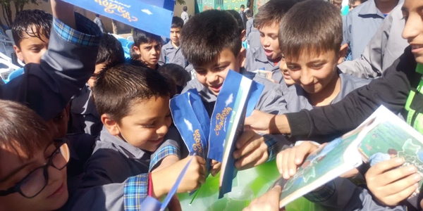 🔻 زنگ همدلی و مهربانی؛ نواخته شدن زنگ جشن عاطفه‌ها در مدارس شهرستان کمیجان