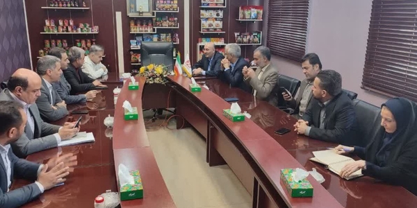 کارخانه محصولات غذایی برتر، نخستین مقصد روز همت اقتصادی در شهرستان زرندیه