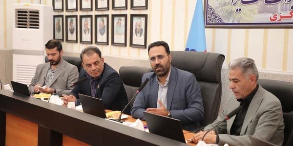 برگزاری نشست و بازدید مدیرکل پدافند غیرعامل استان  از شرکت خطوط لوله و مخابرات نفت ایران منطقه مرکزی