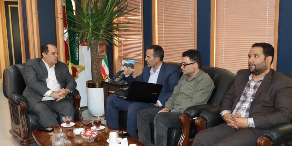 دیدار رئیس و کارشناسان اداره مخابرات با فرماندار