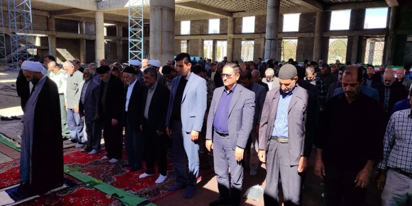 نماز جمعه شهرستان خنداب به امامت حجت‌الاسلام والمسلمین صفاهانی