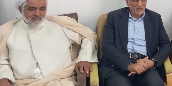 یام تبریک حجت‌الاسلام والمسلمین حسین ابراهیمی امام جمعه و مهدی احمدی فرماندار شهرستان زرندیه به مناسبت رور ملی روستا و عشایر.