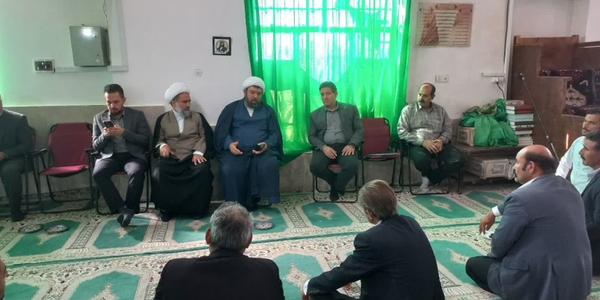 دهگردشی مسئولان شهرستان زرندیه در روستای آغذیگنگ بخش زاویه