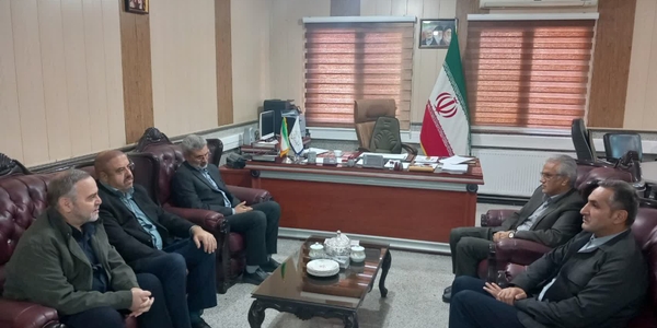 دیدار و گفت‌وگوی مدیرکل کمیته امداد امام خمینی (ره) استان مرکزی با فرماندار شهرستان زرندیه