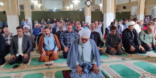 نماز جمعه شهر مامونیه با حضور فرماندار و مردم ولایت‌مدار اقامه شد