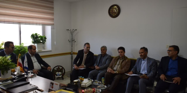 نشست هماهنگی تعیین تکلیف شهرک گل و گیاه شهرستان خمین برگزار شد