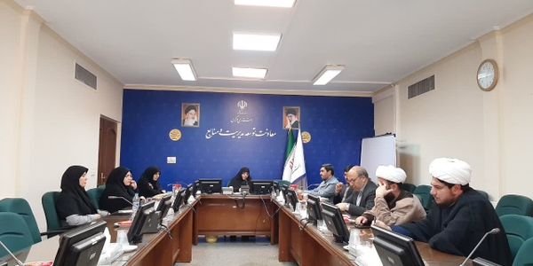 جلسه هماهنگی وبرنامه ریزی سومین رویداد استانی جایزه ملی جوانی جمعیت به ریاست مفتح زاده،مدیرکل امورزنان وخانواده استانداری برگزار شد.