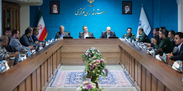 نشست مشترک مدیران و اعضای هیأت علمی دانشگاه امام حسین (ع) و استانداری مرکزی