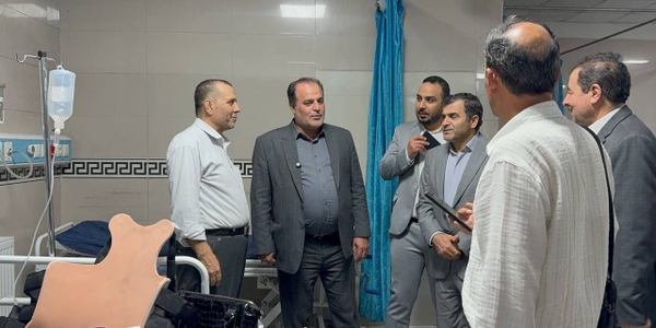 گل‌های قدردانی فرماندار ساوه به پاس ایثار سفیدپوشان سلامت / افتتاح کلینیک زخم در بیمارستان مدرس