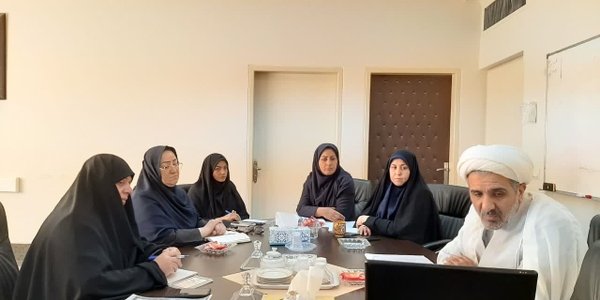 جلسه برنامه ریزی پیرامون اجرایی شدن  تفاهم نامه سه جانبه فی مابین دفتر امورزنان وخانواده استانداری  مرکزی ،اداره کل اوقاف وامورخیریه و اداره کل آموزش فنی و حرفه ای  استان به ریاست مفتح زاده مدیرکل امورزنان وخانواده و باحضور حجت الاسلام عرفانی معاون اداره کل اوقاف و امور خیریه ،دکتر غنی پور مسئول کارگروه کسب و کار پایدار و سایر اعضا برگزار شد.