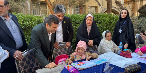 بازدید معاون فرماندار از نخستین رویداد «هنر و رسانه جوانی جمعیت»