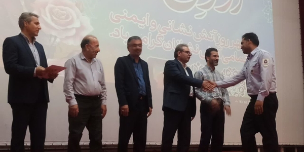 برگزاری آیین تجلیل از آتش‌نشانان و گرامیداشت روز سالمند در محلات