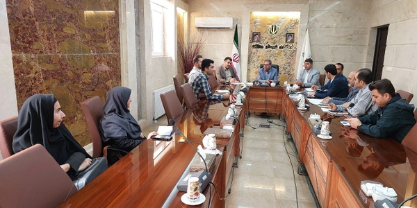 جلسه هماهنگی توسعه نیروگاه‌های خورشیدی در محلات  برگزار شد