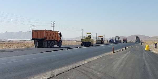 بازدید مسئولان شهرستان محلات از پروژه تکمیل باند دوم جاده زیراب