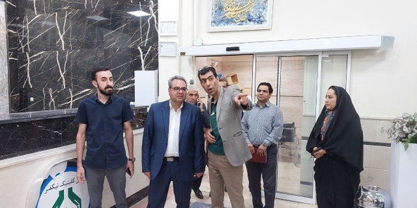 حضور فرماندار شهرستان محلات در درمانگاه نیکفر شهر نیم‌ور و بررسی راهکارهای رفع موانع بازگشایی این مرکز درمانی