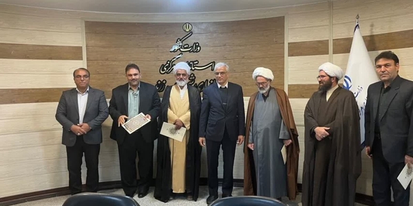 فرماندار زرندیه: فرهنگ عمومی قانون، اقتصاد و سیاست را به اخلاق، وجدان و اعتماد عمومی پیوند می‌دهد