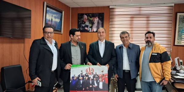 رئیس و اعضای هیئت بوکس استان مرکزی با حضور در فرمانداری با عبدالرضا حاجی علی بیگی فرماندار اراک دیدار کردند