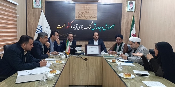 سیصد و سی هفتمین جلسه شورای آموزش و پرورش شهرستان خمین برگزار شد