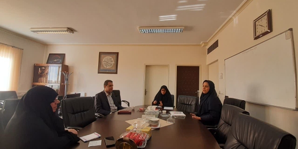 نشست هم اندیشی مفتح زاده  مدیرکل امورزنان وخانواده استانداری با ابراهیمی مدیر موسسه وقف ماندگارباحضور آقامحمدی معاون دفتر و نحوی کارشناس پیرامون نحوه بهره مندی ازظرفیتهای  موسسه وقف ماندگاربرای اعطای تسهیلات به بانوان متقاضی تسهیلات جهت راه اندازی  کسب وکار درمحل دفتر برگزار شد .

سه شنبه ۲۷ آبان ۱۴۰۴