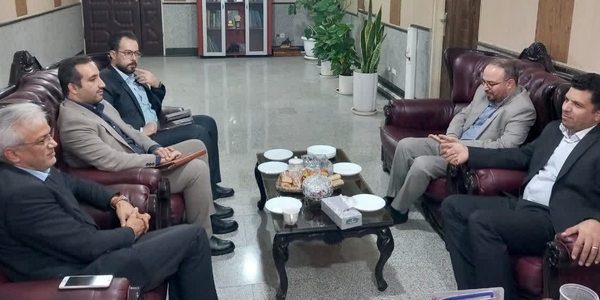 نشست معاون اجتماعی و پیشگیری از وقوع جرم دادگستری کل استان مرکزی با فرماندار شهرستان زرندیه برگزار شد