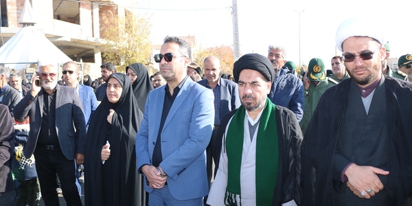 آئین استقبال از شهید گمنام در روستای شهابیه شهرستان خمین برگزار شد