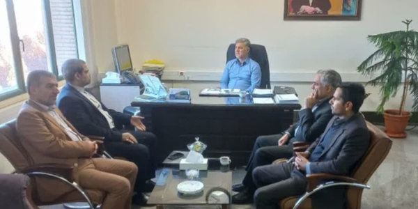 دیدار مدیر ارزیابی عملکرد سازمان امور اجتماعی کشور با معاون سیاسی، امنیتی و اجتماعی استانداری مرکزی