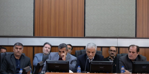 همایش فرمانداران و شهرداران استان مرکزی با حضور استاندار برگزار شد