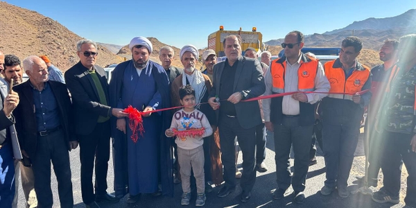 بازدید از روستای مرقکان، اولین مقصد دهگردشی امروز فرماندار